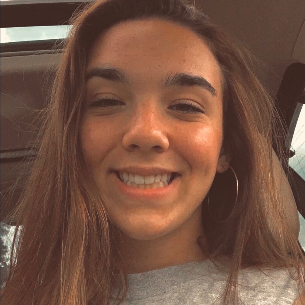Meet your Posher, Lexie